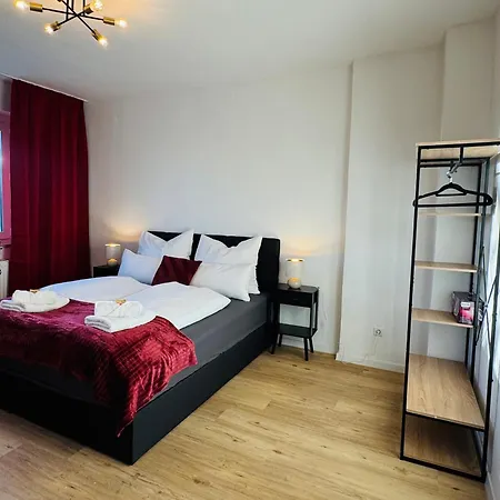 Charmantes Mit Balkon - Kueche - Smarttv * 埃森