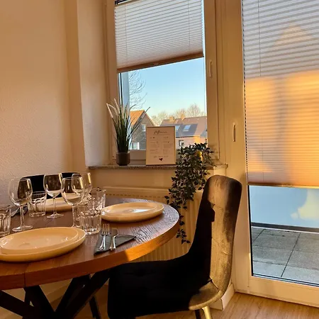 Apartmán Charmantes Mit Balkon - Kueche - Smarttv *