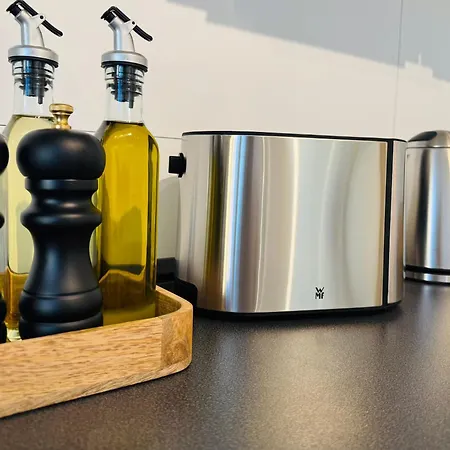 Charmantes Mit Balkon - Kueche - Smarttv 公寓