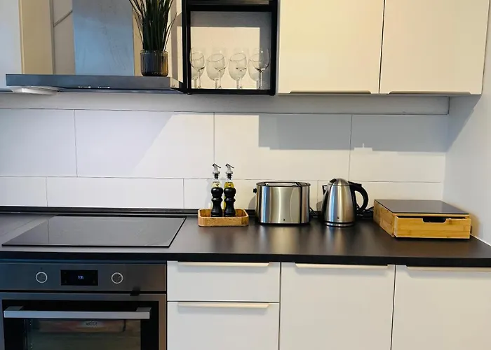 Apartament Charmantes Mit Balkon - Kueche - Smarttv *